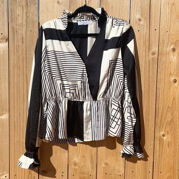 Take 50% OFF- Sweet Rain Women's Long-sleeved Blouse, Size-L - Picture 1 of 10